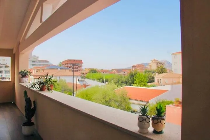 Bright Apartment With City View Olbia